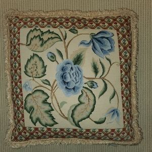 Large Frill Flower Pillow